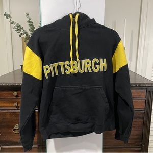 pittsburgh hoodie size small